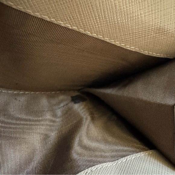 Salvatore Ferragamo Gancini Logo Beige Leather Long Continental Wallet - Picture 14 of 16